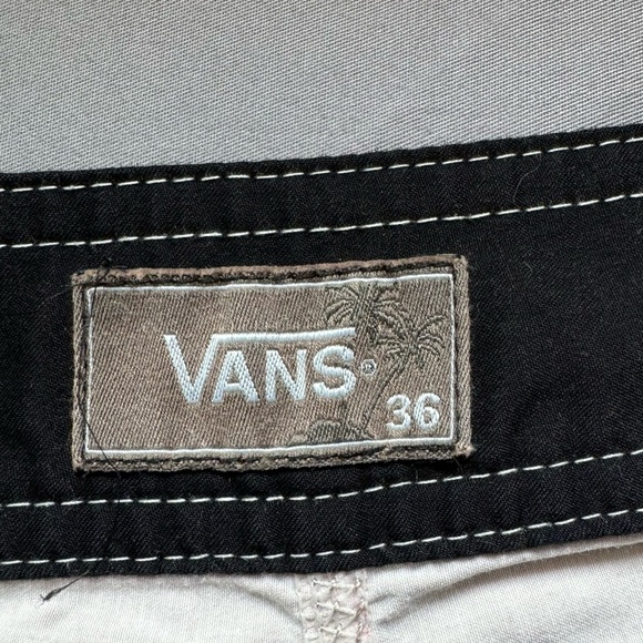 Vans shorts mens 36 striped swim trunks grey white & pink - Picture 8 of 12